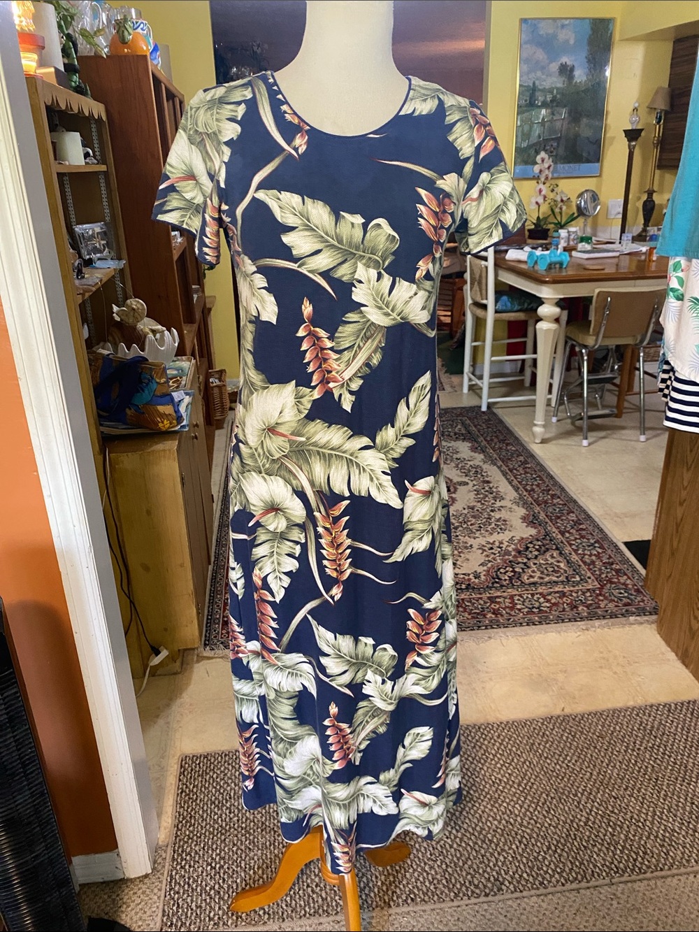 NAVY Tropical-Print Short Sleeve Midi Dress